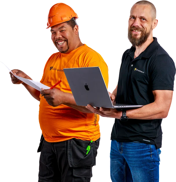 Zonnepanelen voor woningen & bedrijven 6 werknemers van zonnepanelen solar-systemen